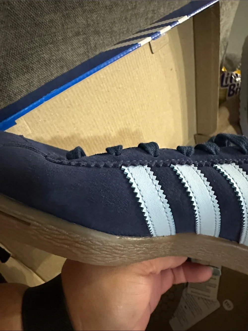 adidas Stadt Navy Suede Sneakers with light blue Stripes 8 Men 10.5 women